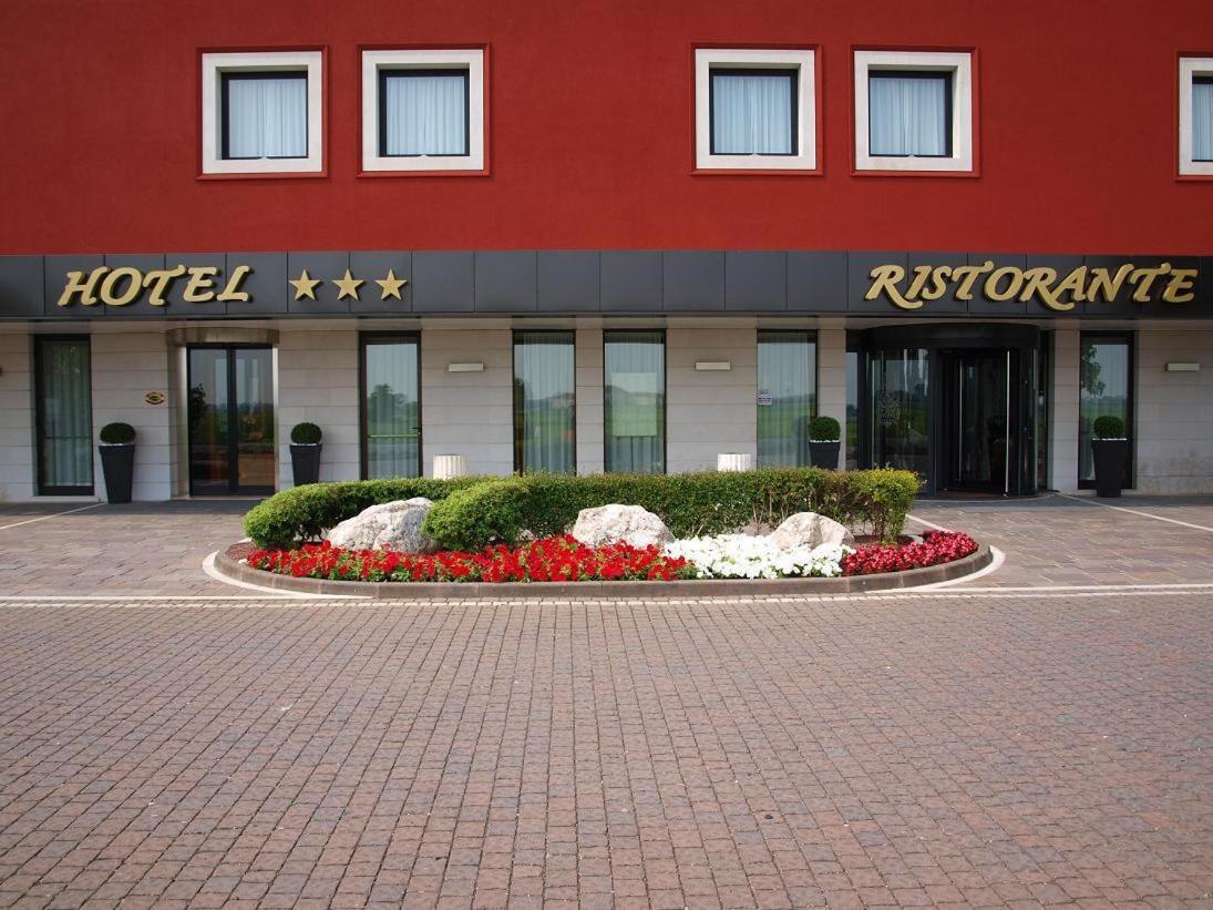 Hotel Ristorante Giada Grumolo delle Abbadesse Eksteriør bilde