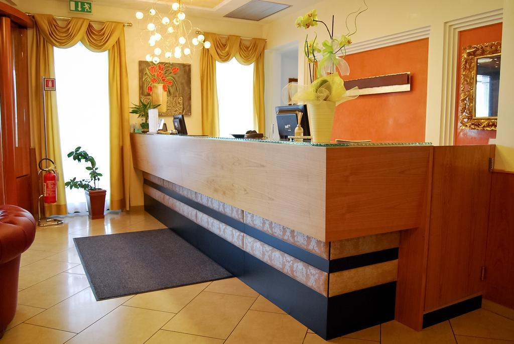 Hotel Ristorante Giada Grumolo delle Abbadesse Eksteriør bilde