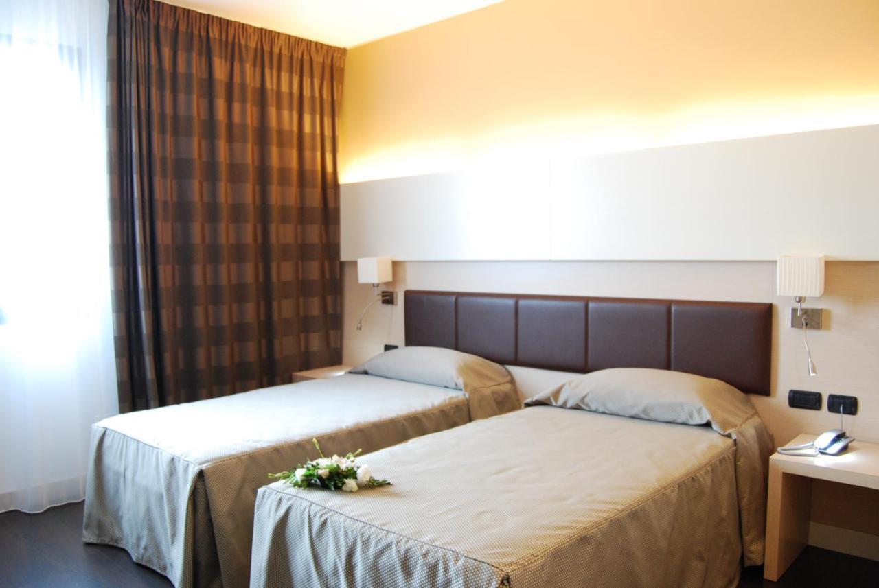 Hotel Ristorante Giada Grumolo delle Abbadesse Eksteriør bilde